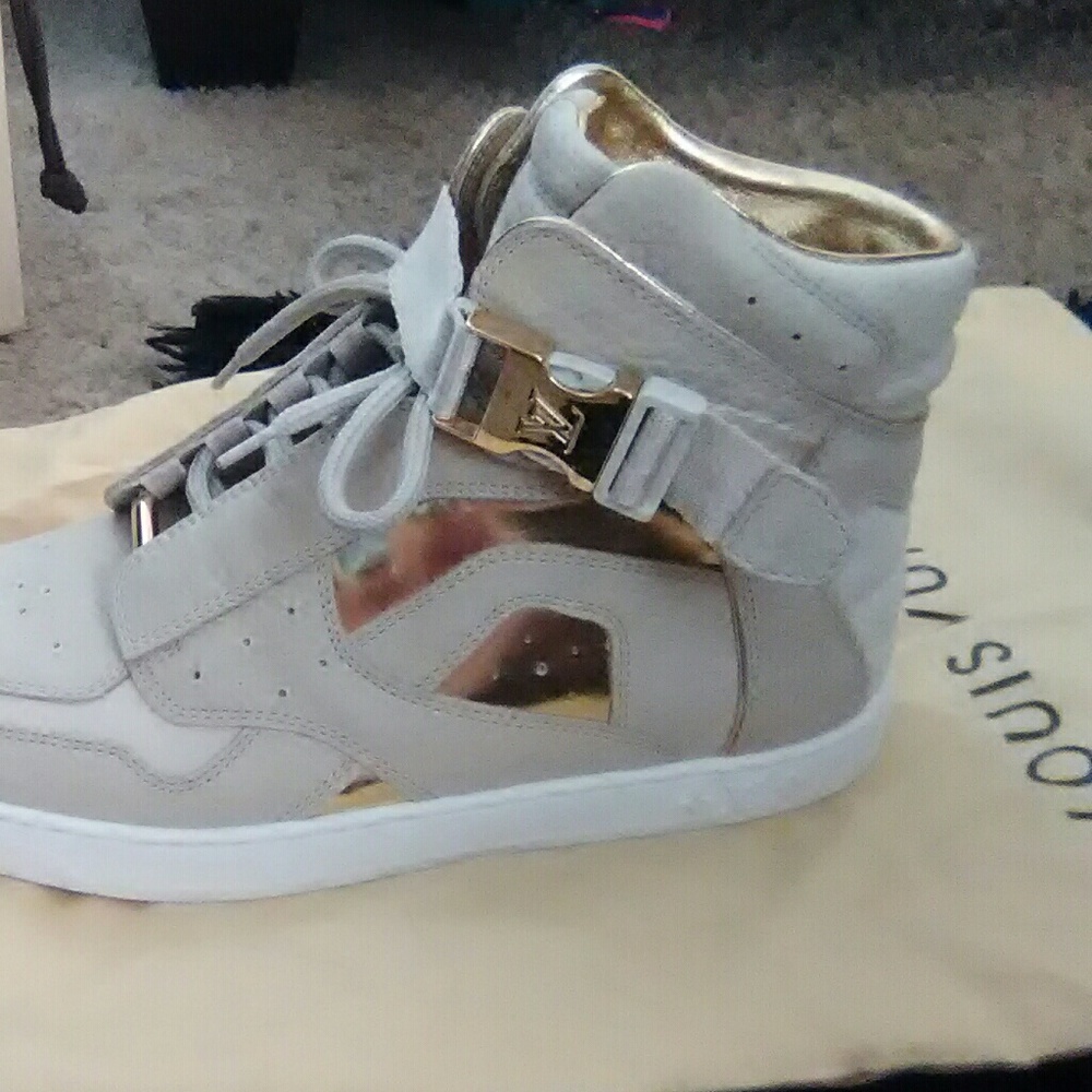Louis Vuitton Paris sneakers - Picture 3 of 6